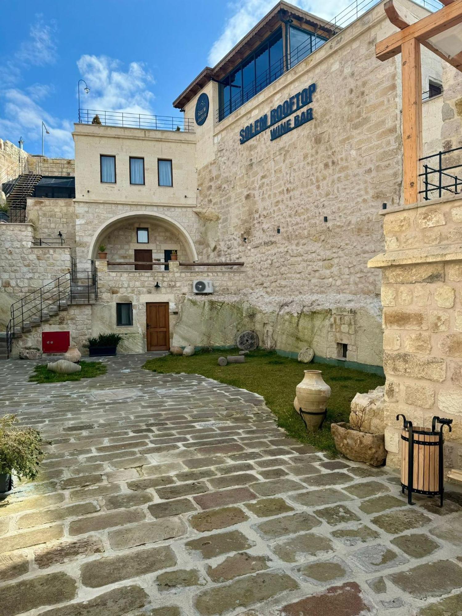 Solem Cave Suites Ürgüp Bagian luar foto