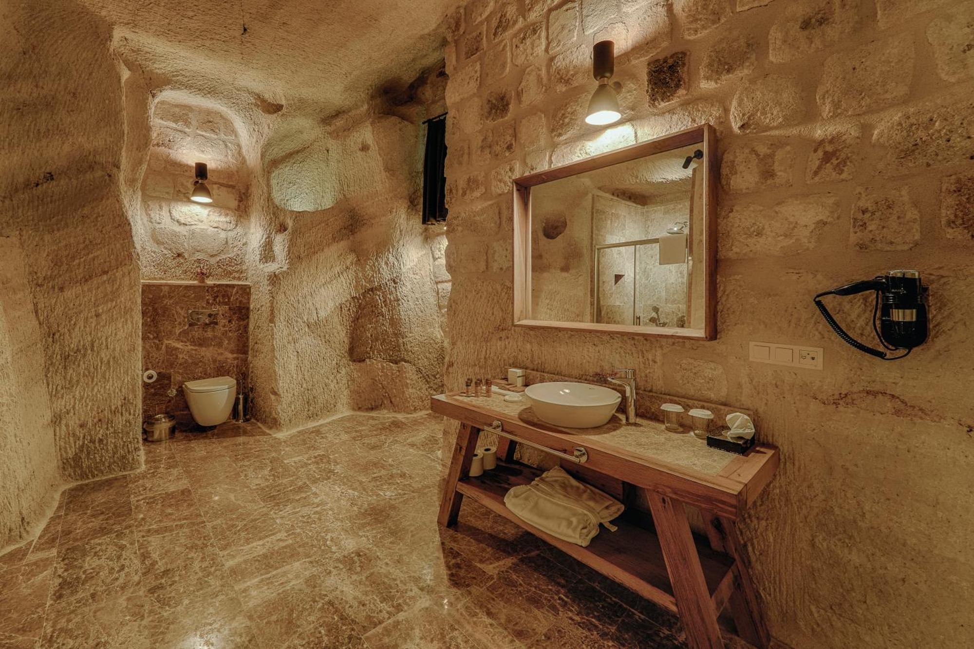 Solem Cave Suites Ürgüp Bagian luar foto