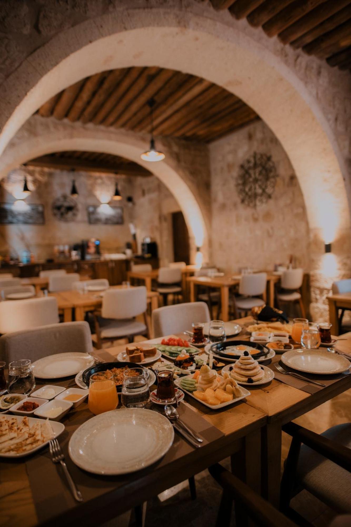 Solem Cave Suites Ürgüp Bagian luar foto